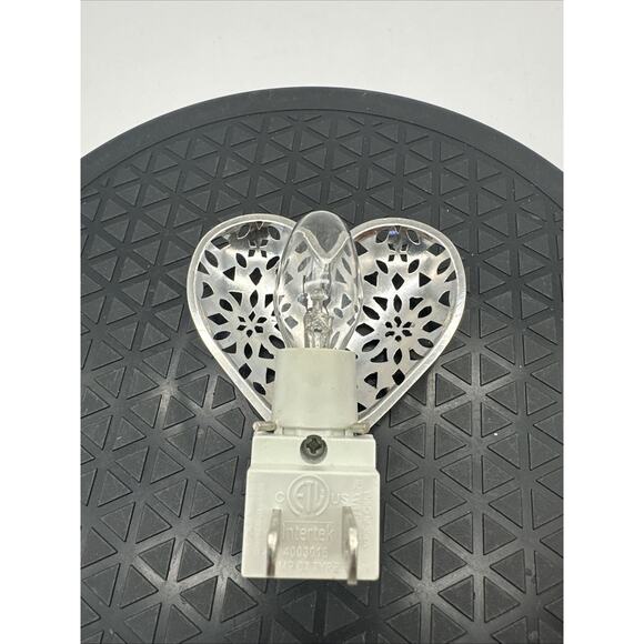 Ganz Lights Nightlight Heart Metal Heart Plastic Base EUC - Picture 4 of 5